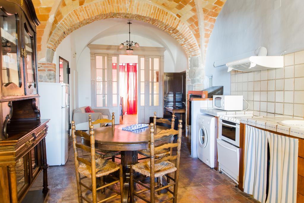 Apartaments Can Gibert Castello  D'Empuries Kültér fotó